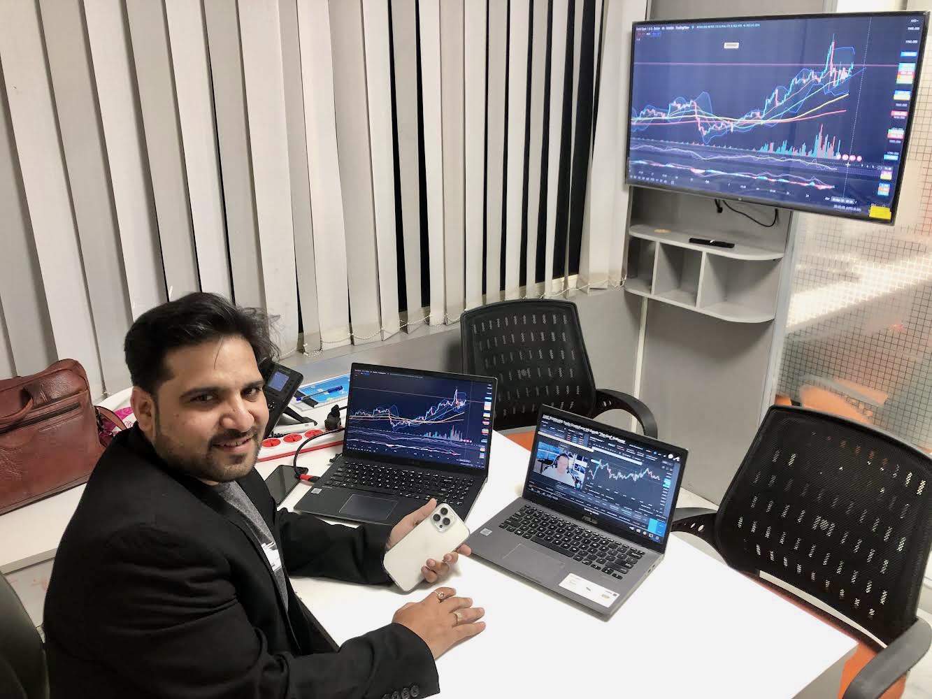 Stock market course trainer